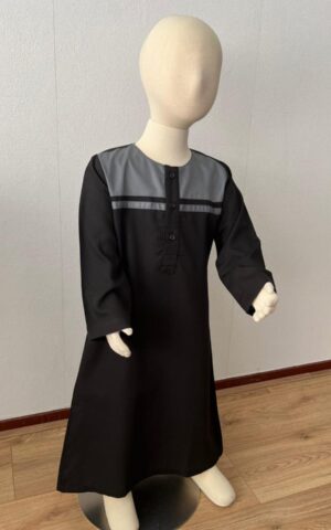 Thawb Aḥmad – Black
