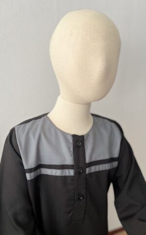 Thawb Aḥmad – Black
