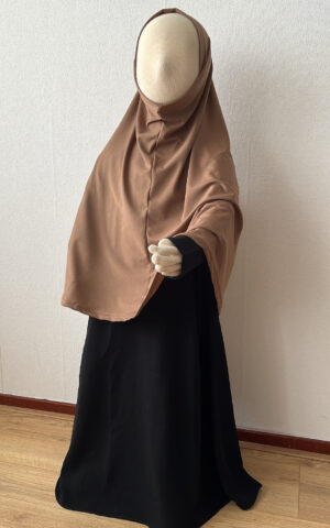 Amīnah Medium – Brown