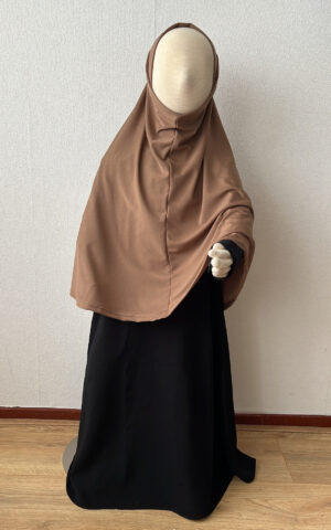 Amīnah Medium – Brown